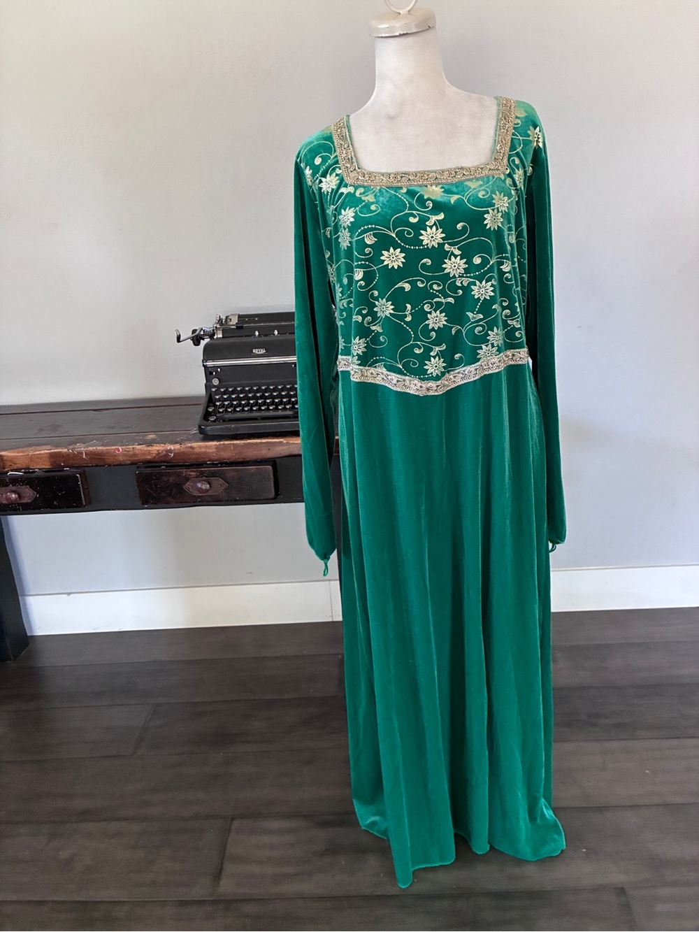 Shrek Princess Fiona Emerald Green Costume Dress - Size 1X